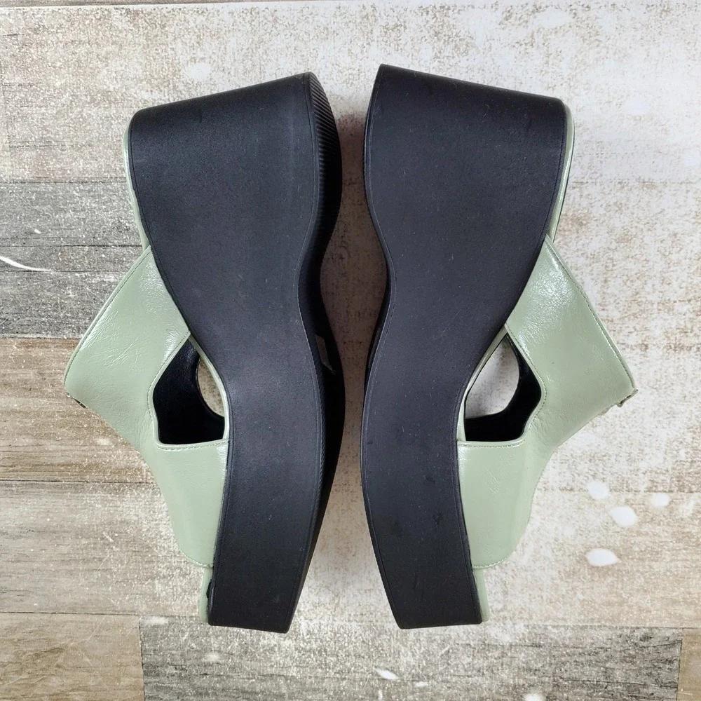 Chinese Laundry Taysha Womens Sandals‎ Sz 7.5 M Green Smooth Comfort Open Toe